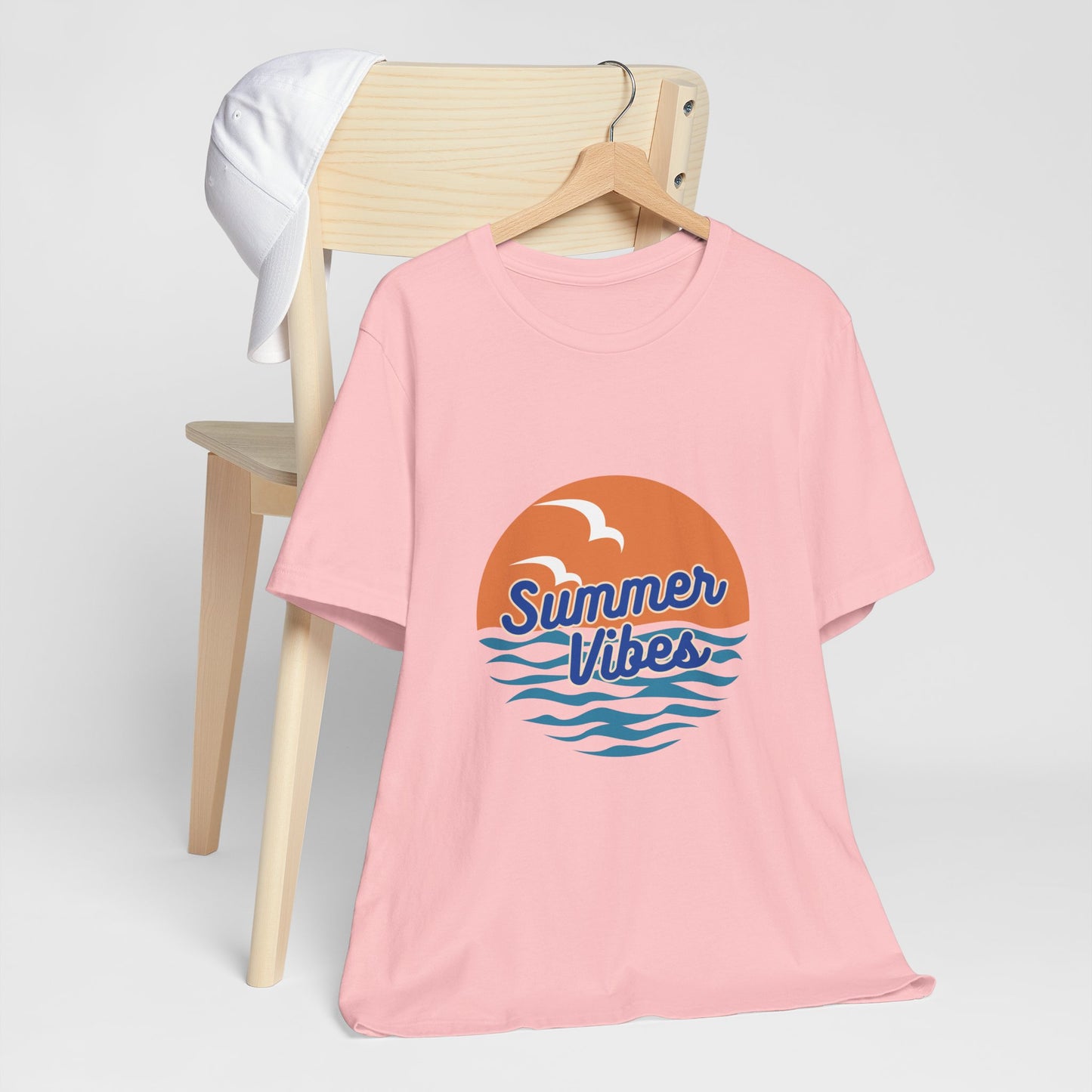 "Summer Vibes" 🌞🏖️ Tee